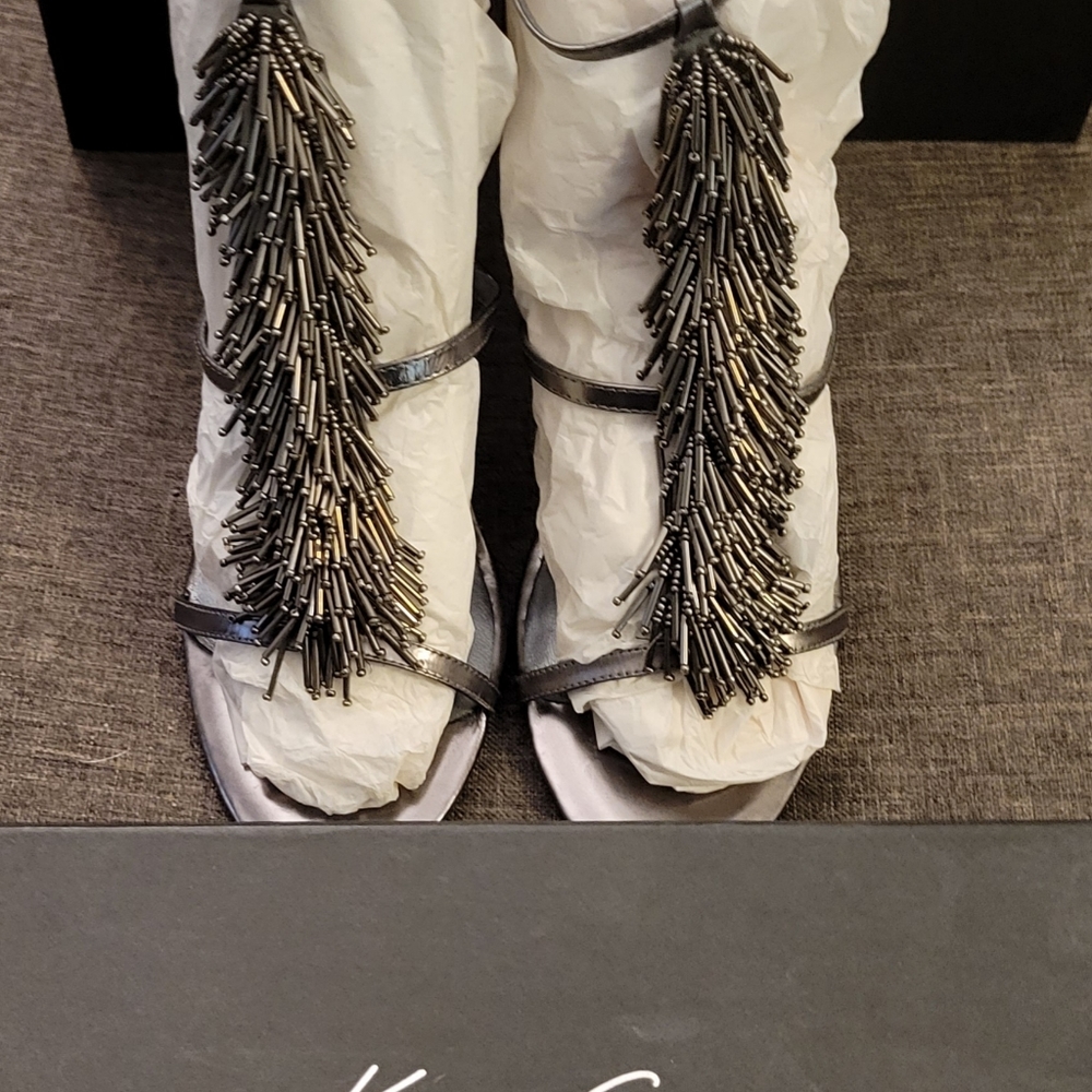 Shoes - Picture 4 of 5
